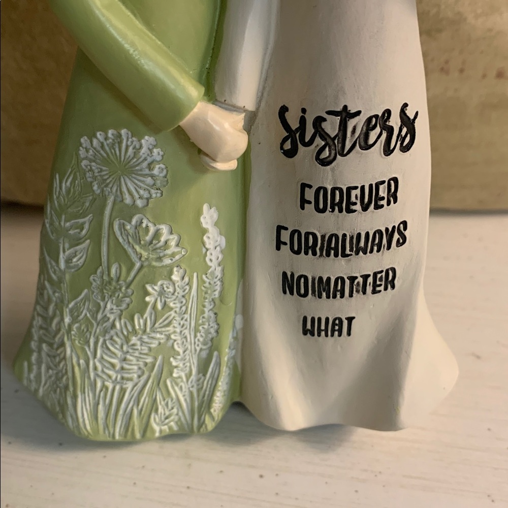 Sisters Forever Figurine - Picture 3 of 4